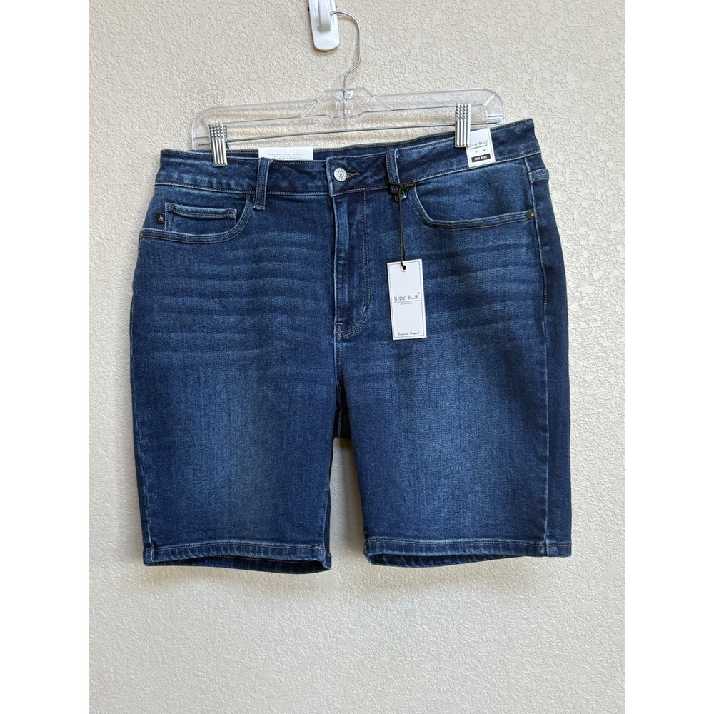 NWT Judy Blue Mid Rise Bermuda Shorts Plus Size 1XL Dark Wash Denim Summer - Picture 2 of 12
